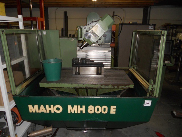 Maho MH 800E, X: 800 - Y: 450 - Z: 500 mm