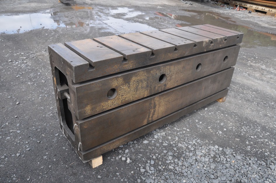 Clamping bloc, 1980 x 800 x 500 mm