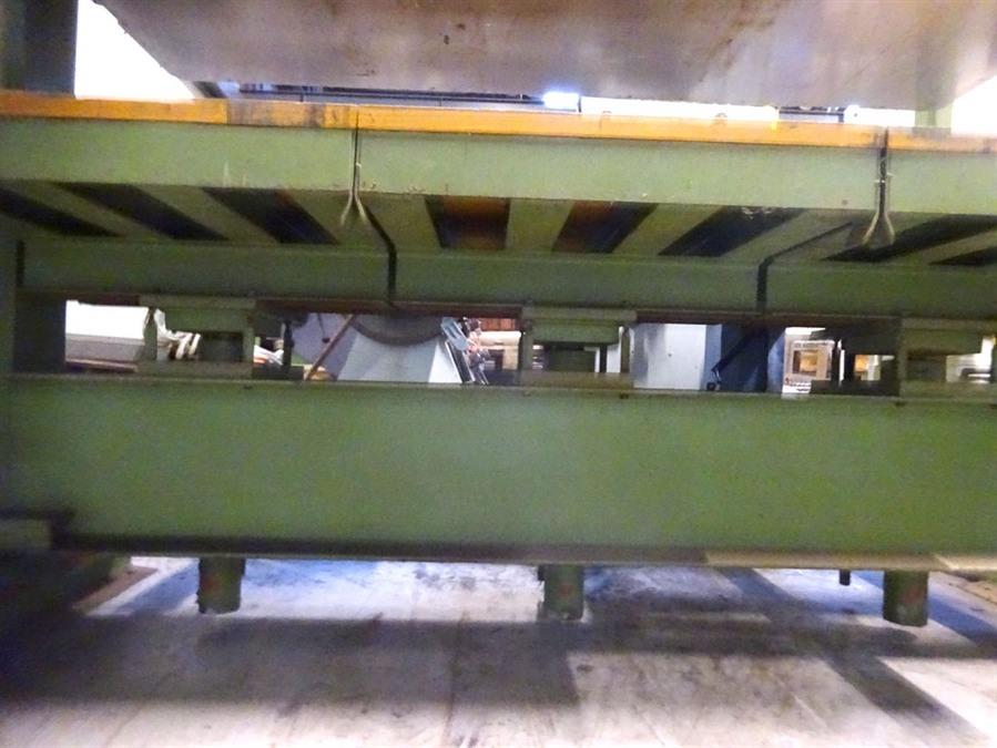 Schubert, heated panel press 45 ton