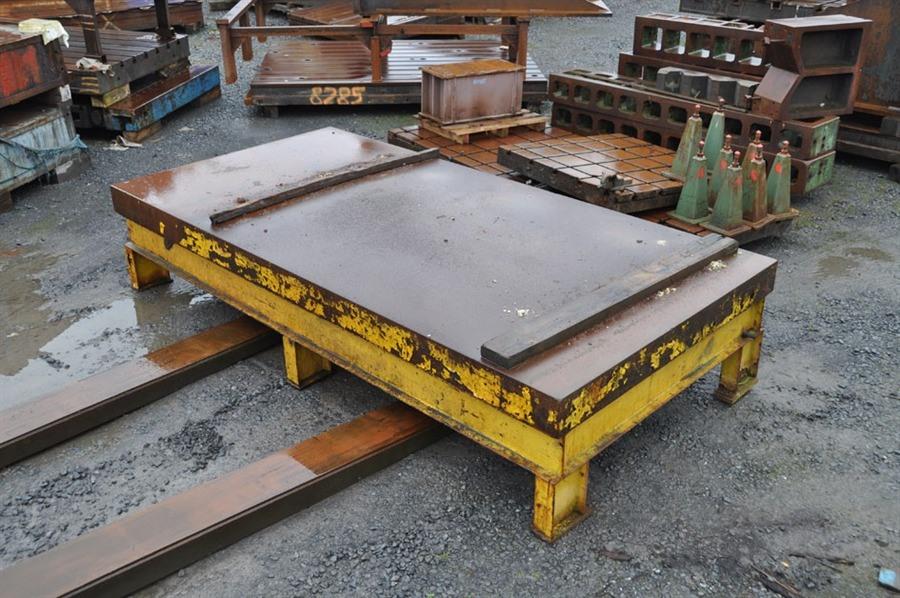 Work table, 2000 x 4010 mm