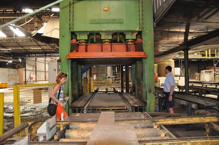 Becker panel press, 650 ton