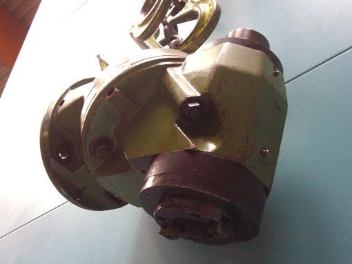 Huron, Universal milling head