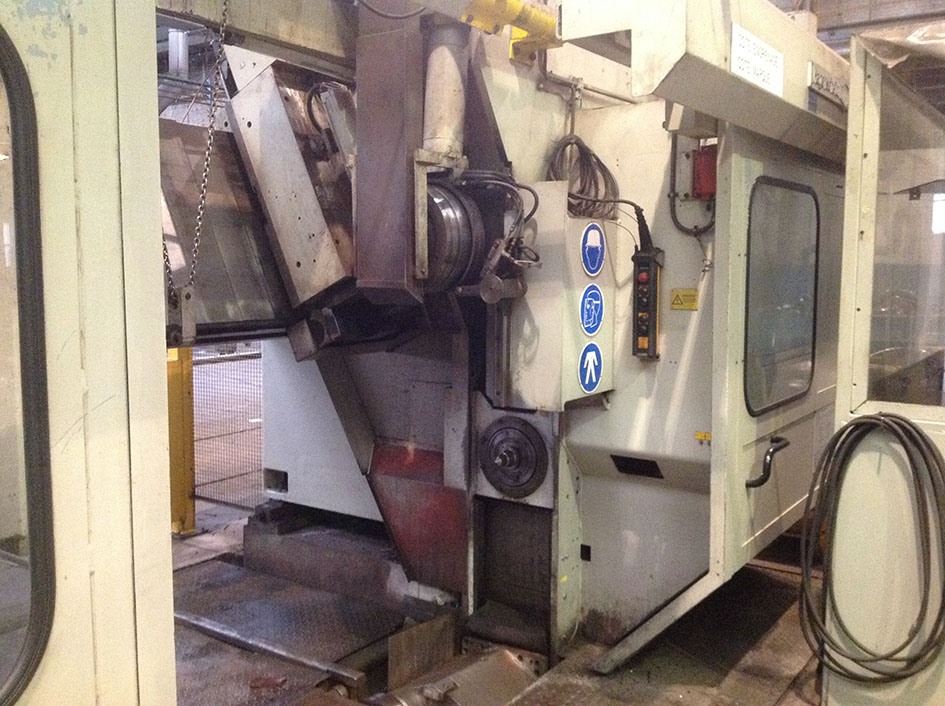 Hegenscheidt, PN 190 CNC portal wheelset lathe