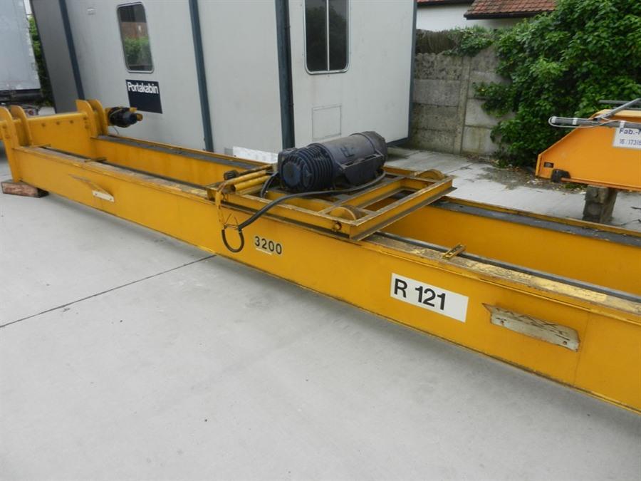 Demag, 3,2 ton x 8800 mm