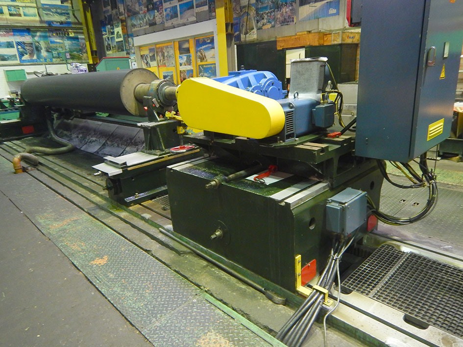 Voith, rollgrinder Ø 2000 x 9000 mm