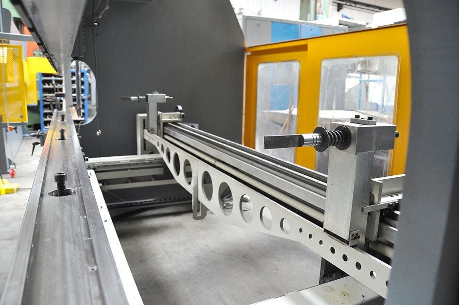 Haco ERM, 250 т x 3600 мм CNC