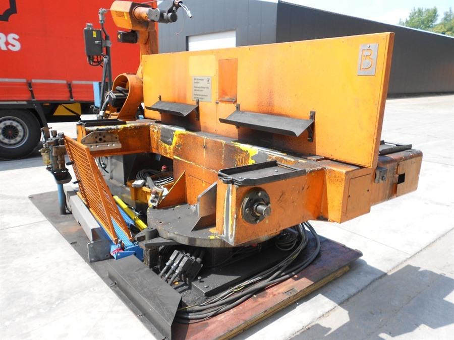 Cloos Romat 320, Compact robot weldingunit