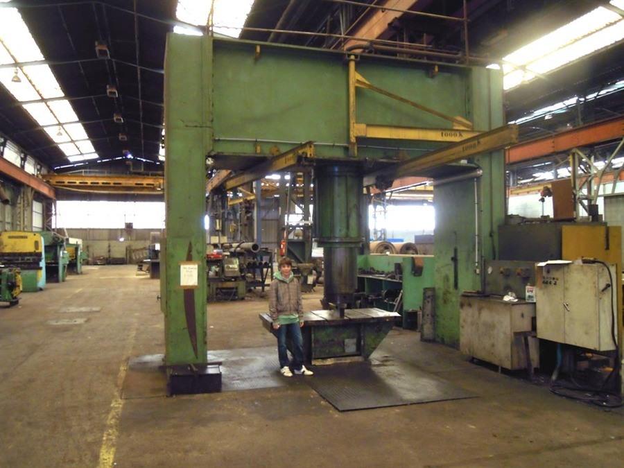 LVD 600 ton, Dish end forming press