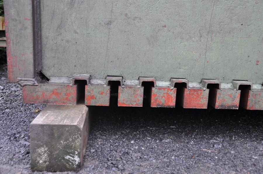 Clamping bracket, 3000 x 800 x 2100 mm