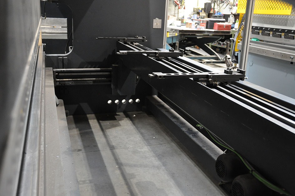 Safan H-Brake, 240 ton x 4100 mm CNC